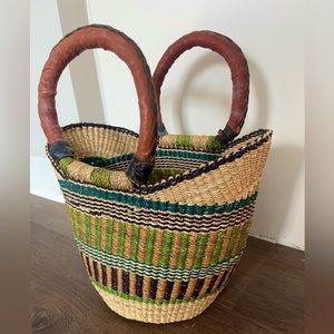 Hand woven artisan basket bag (small)